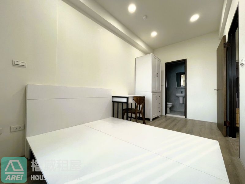 綠地第一排|郡都橋科大極|日式無印採光佳|全新家具電|正兩房
